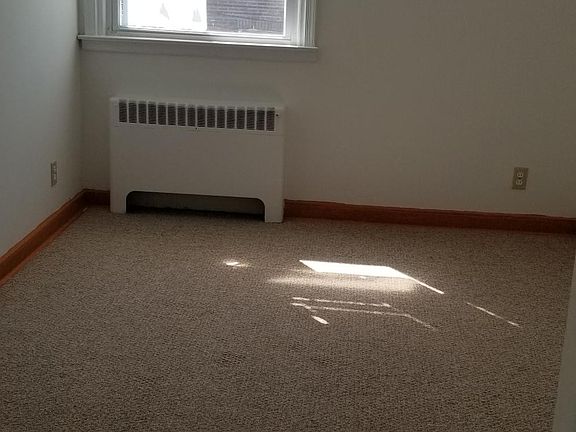 5th image of 1028 Longshore Ave #2