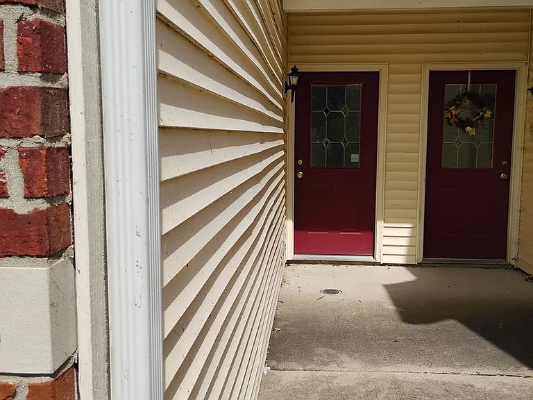 3368 Edison Dr — Photo 2
