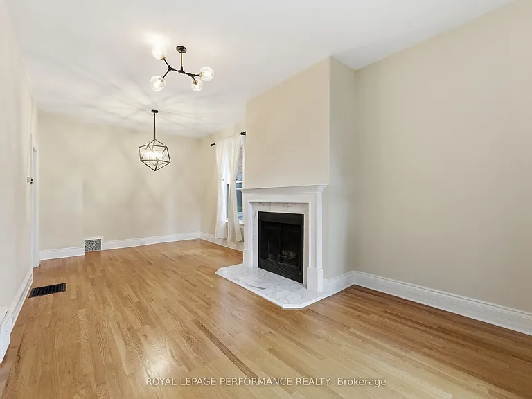 284 Crichton St — Photo 7