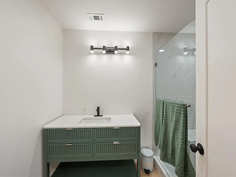 9323 Portal Dr — Photo 21