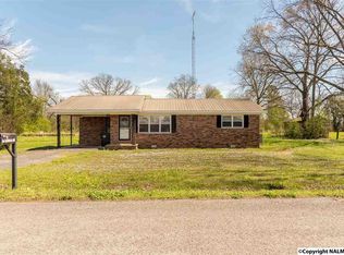90 Barton Rd, Cherokee, AL 35616