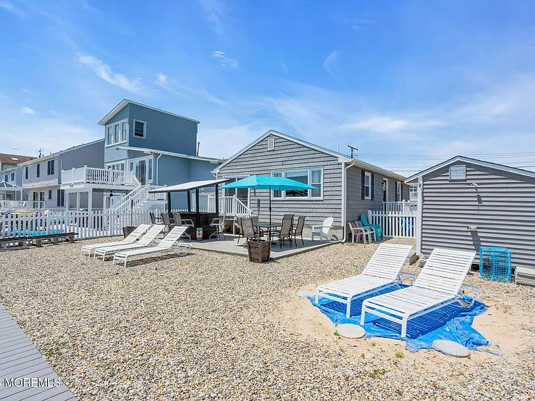 53 E Coral Dr — Photo 18