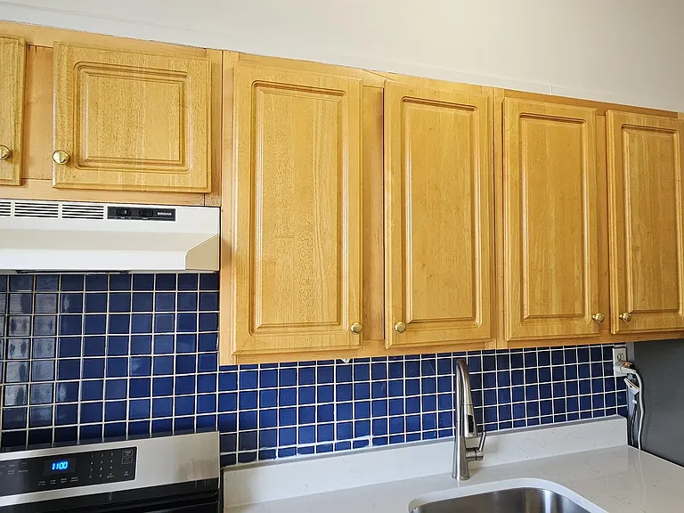 1700 Kennedy Blvd — Photo 5