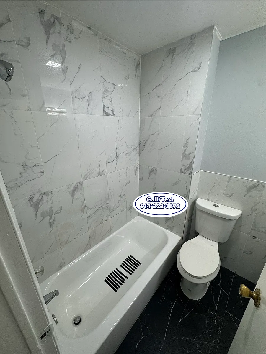 Building Photo - 113 Webster Ave #3