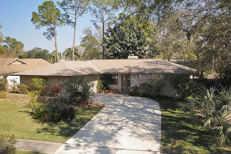1st image of 3631 Fairway Forest Cir