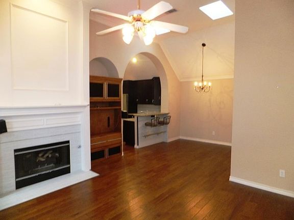 4th image of 6240 Park Meadow Ln