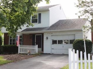 14 Par Cir, Albany, NY 12208