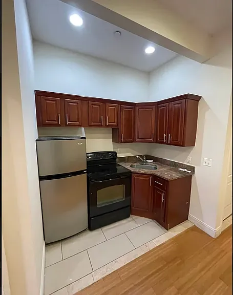 612 W 138th St #2F — Photo 4