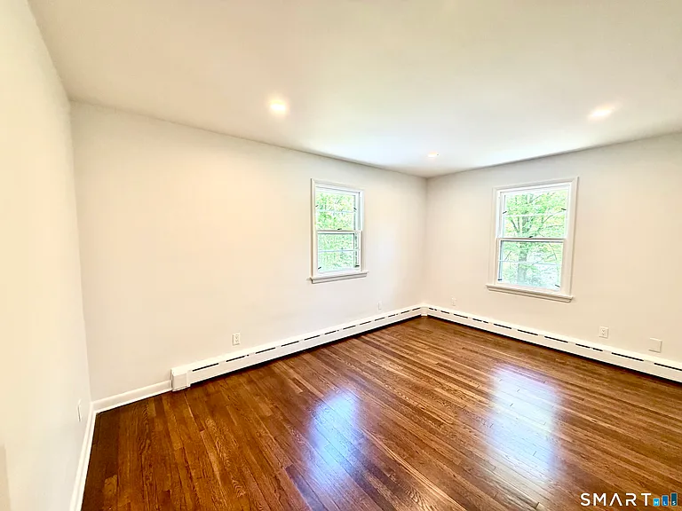 137 Florida Hill Rd — Photo 22