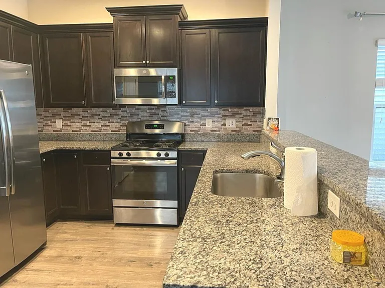 112 Brewers Oak Ln — Photo 5