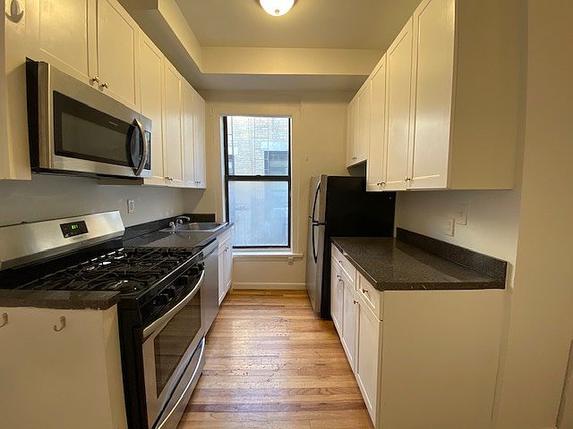1st image of 214 W 92nd St APT 7B