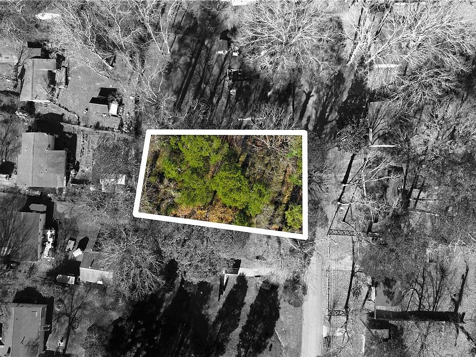 1st image of 2468 Brackett Dr SW #21