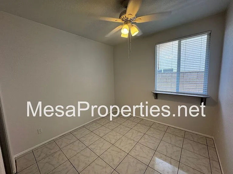 7648 Newberry Ln — Photo 16