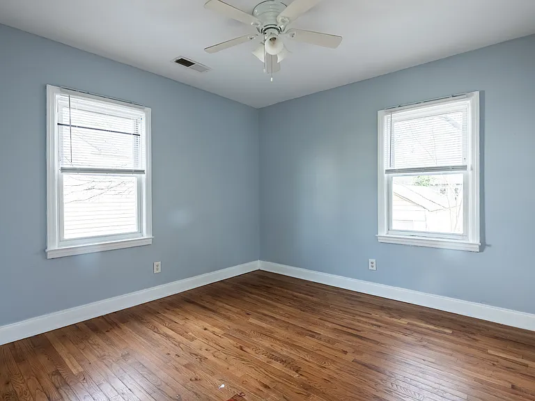 1443 Venetian Dr SW — Photo 8