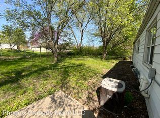 1215 W Worley St, Columbia, MO 65203