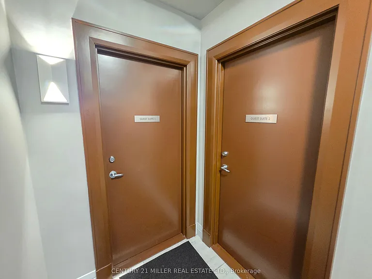 801 Bay St #202 — Photo 21