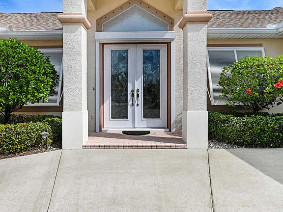 3rd image of 554 Carmel Dr