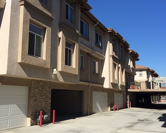 4th image of 9252 Elm Vista Dr #7