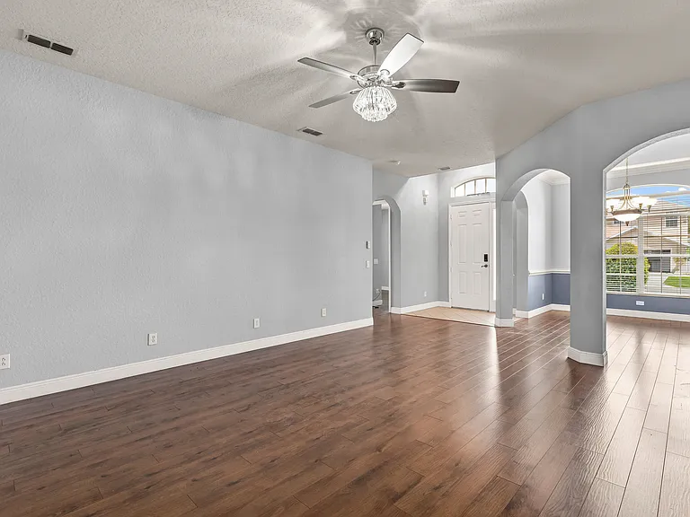 2869 Paige Dr — Photo 5