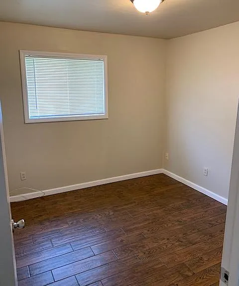 740 Lexington Park — Photo 9