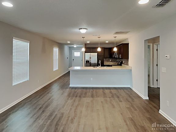 3rd image of 7364 Townsend Village Ln