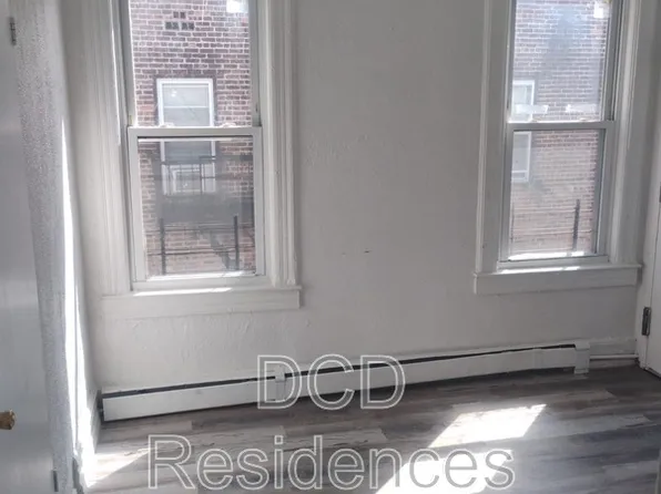 95 Montclair Ave #3R, Newark, NJ 07104