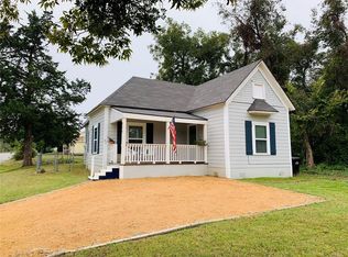 815 N Scullin Ave, Denison, TX 75020