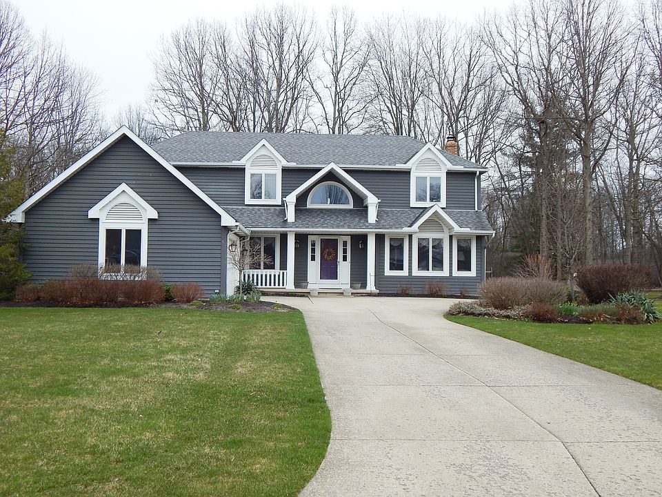 1st image of 7293 Pine Woods Way