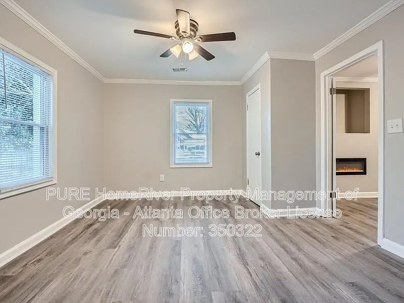 2 bed, 1.0 bath, 1073 sqft, $1,700 — Photo 4