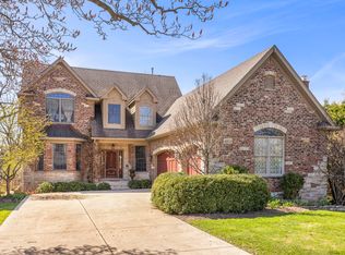 4804 Northcott Ave, Downers Grove, IL 60515