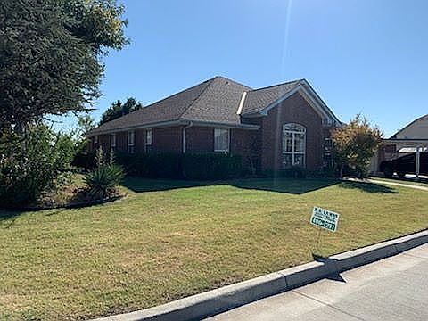 2nd image of 4828 SE 41st St