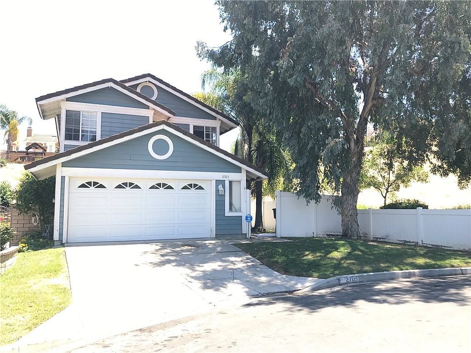1st image of 2705 Fairlane Pl