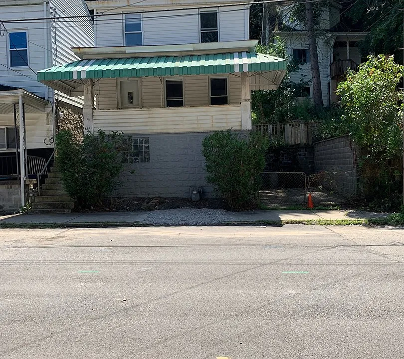 429 Grace St