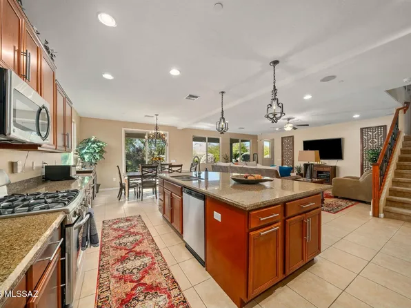 12487 N Wind Runner Pkwy, Marana, AZ 85658