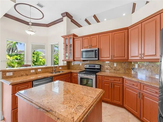 2665 NW 100th Ave — Photo 4