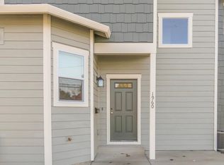 1964 Market St NE, Salem, OR 97301