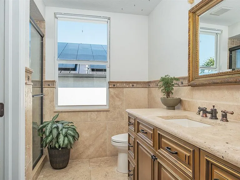 5949 Seabird Dr S — Photo 24