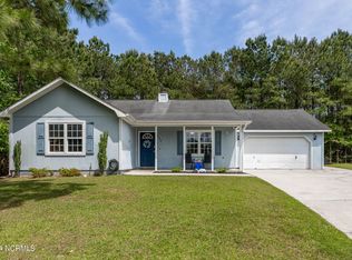 137 Daphne Dr, Hubert, NC 28539