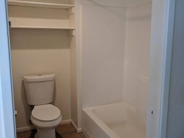 Forest Meadows Apartments — Photo 39