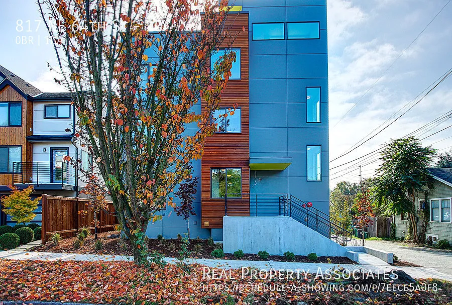 Studio in Seattle-University District + $250 signing bonus for qualified applicants!! — Photo 1