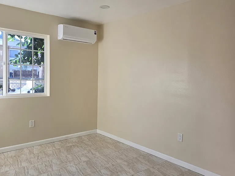 3370 Minnesota Ave #B — Photo 4