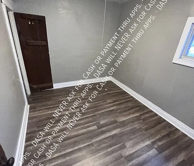 79 Henrietta Ave — Photo 12