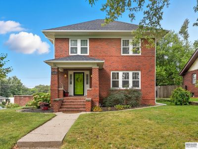 1120 S 52nd St, Omaha, NE, 68106