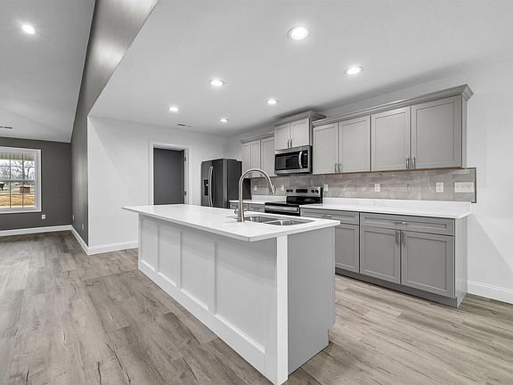 5th image of 120 Timber Ridge Rd