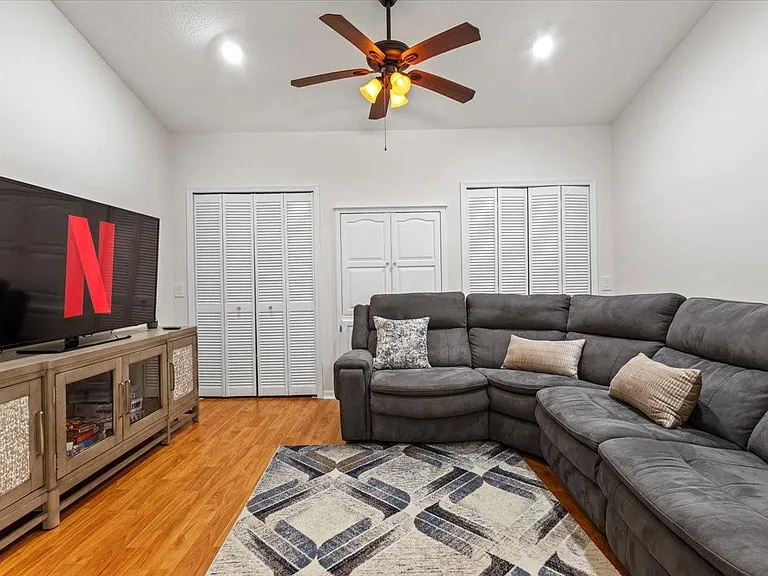 2250 SE Country Club Ln — Photo 22