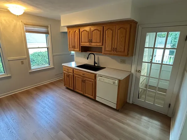 195 Jacobs St #1, Bristol, CT 06010