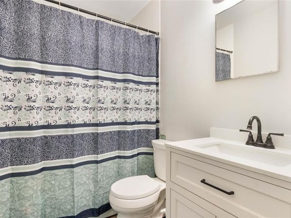 tampa-florida-2067997220 picture