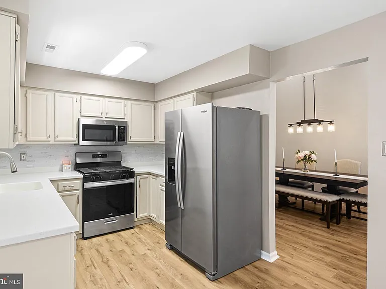 107 Sweetwater Dr — Photo 4