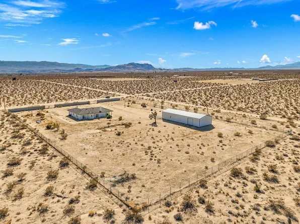 62734 Starlight St, Joshua Tree, CA 92252