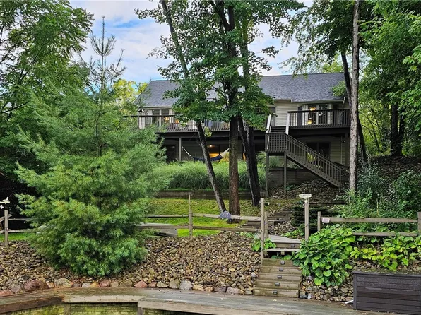 1594 Soncere Dr, Rock Creek, OH 44084